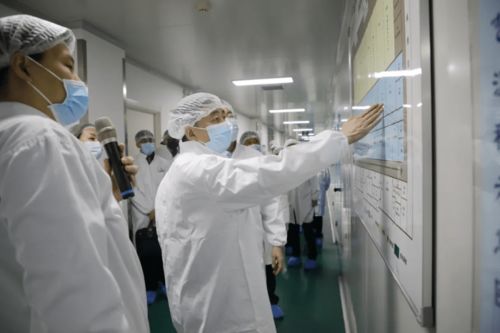 区领导走访调研 强化市场调查服务，助力驻区重点企业发展